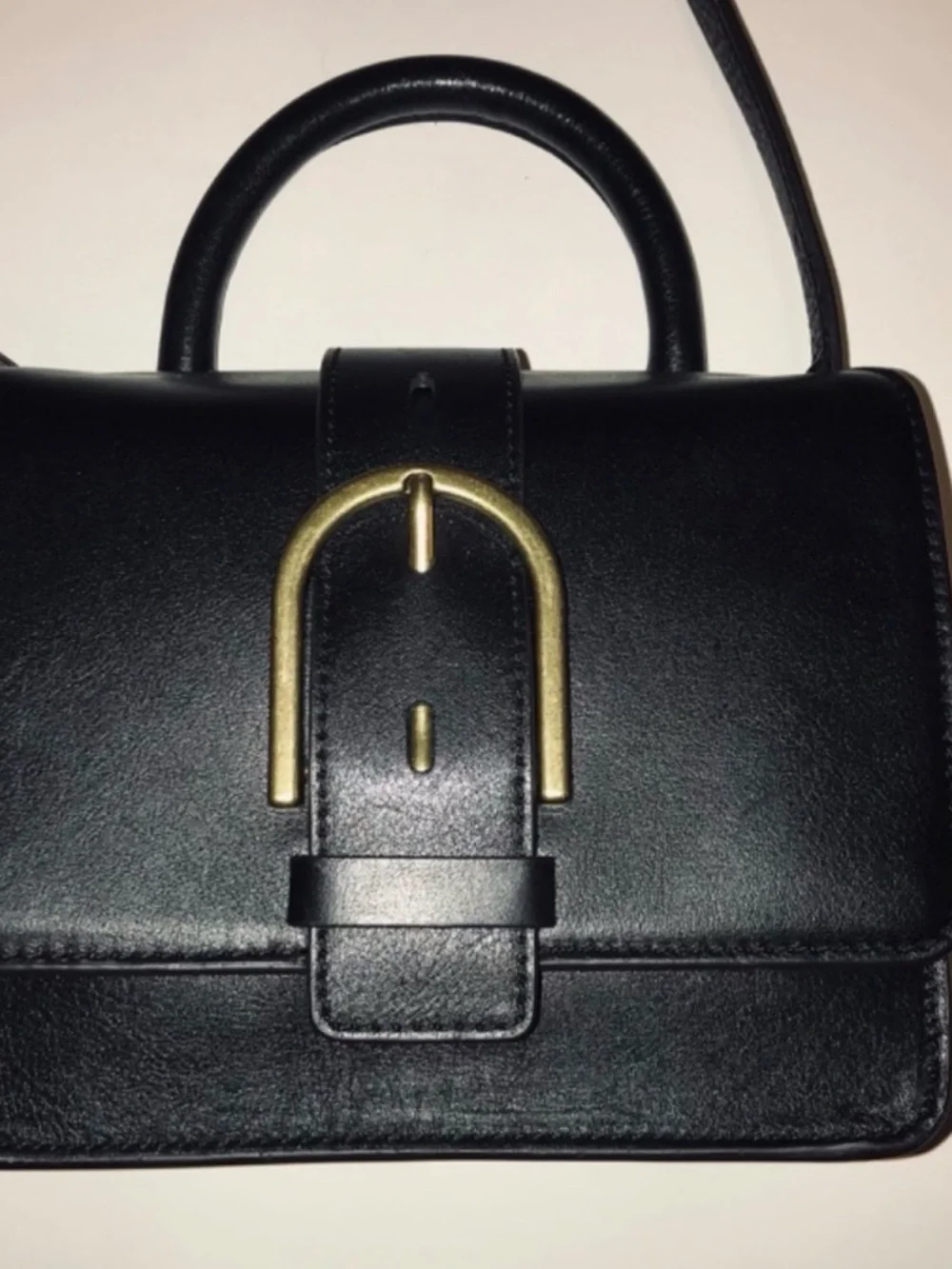 Fossil blackLeather Top-Handle Bag with Gold Buckle